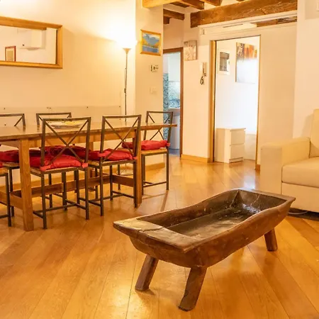 Apartment Via Della Chiesa 51