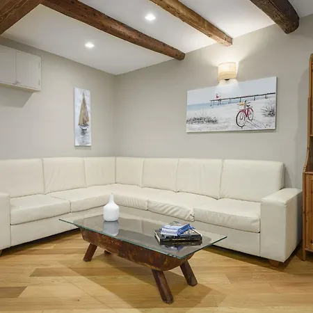 Vibe - Via Della Chiesa 51