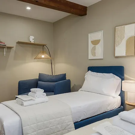 Apartment Vibe - Via Della Chiesa 51 *